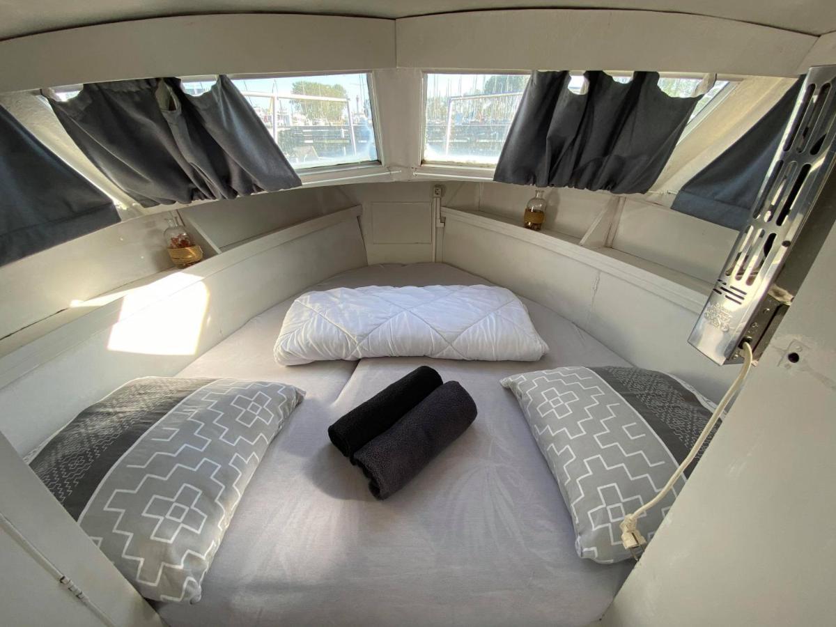 Bateau L'Etoile, Romantique, Apaisant, Ideal Pour Un Couple Ouistreham Exterior foto